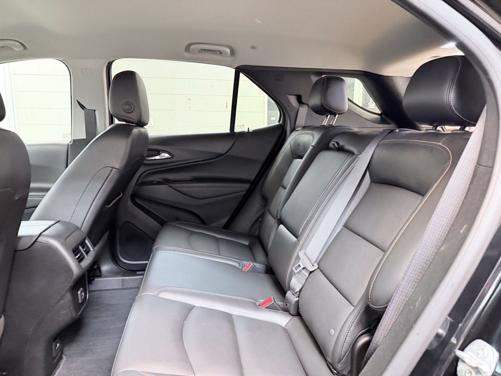 Used 2021 Chevrolet Equinox Premier FWD image 23
