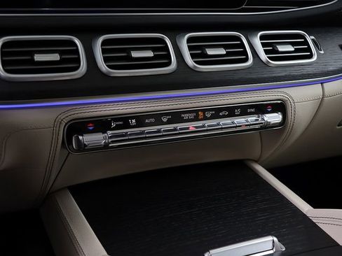 Used 2026 Mercedes-Benz GLE 450 4MATIC image 25