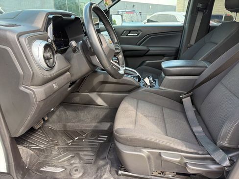 Used 2023 Chevrolet Colorado LT w/ LT Convenience Package RWD image 14