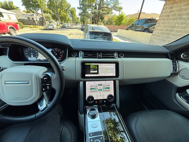 Used 2019 Land Rover Range Rover Supercharged AWD/4WD image 46