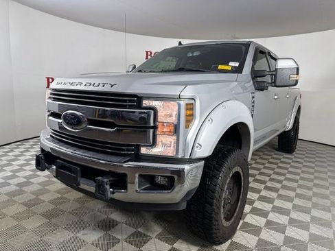 Used 2019 Ford F250 Lariat w/ Chrome Package AWD/4WD image 4
