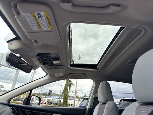 Used 2021 Subaru Crosstrek 2.0i Premium w/ Moonroof Package image 28