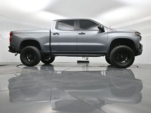 Used 2021 Chevrolet Silverado 1500 LT Trail Boss w/ Convenience Package II image 46