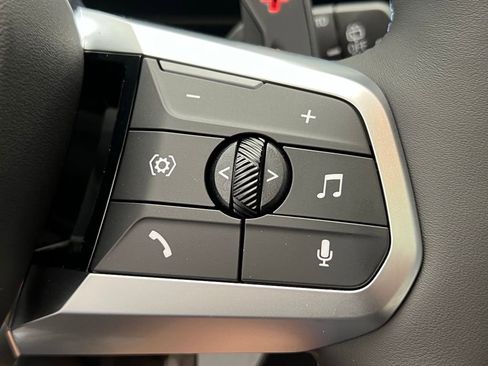 Used 2025 BMW X1 M35i w/ Premium Package image 18