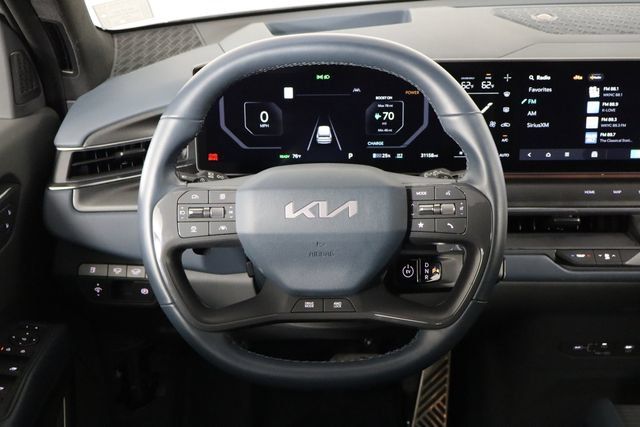 Certified 2024 Kia EV9 GT-Line AWD/4WD image 7