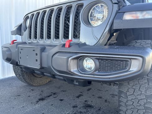 Used 2020 Jeep Gladiator Rubicon w/ Trailer Tow Package image 12