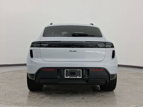 Certified 2025 Porsche Macan Turbo Electric AWD/4WD image 6