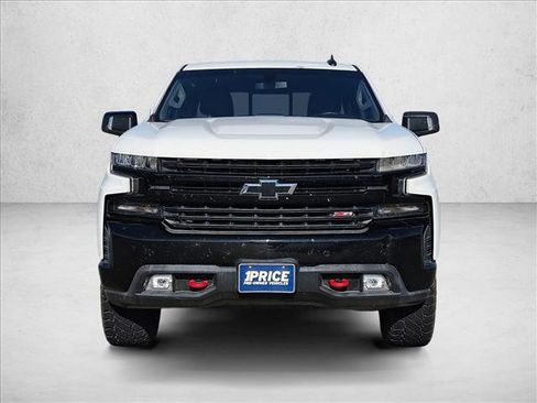 Used 2020 Chevrolet Silverado 1500 LT Trail Boss image 2