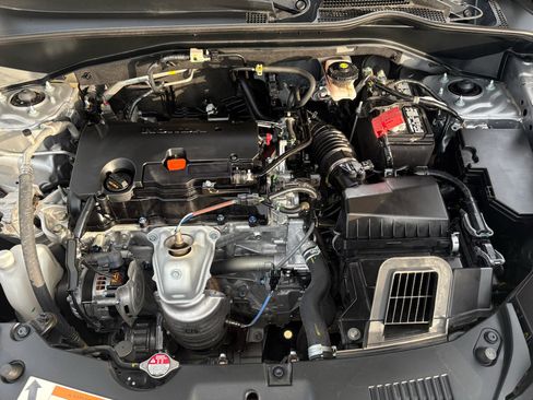Certified 2025 Honda HR-V LX image 26