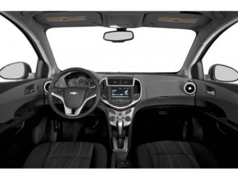 Used 2020 Chevrolet Sonic LT w/ Convenience Package image 11