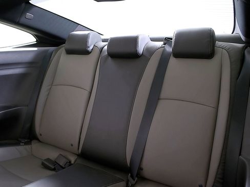 Used 2016 Honda Civic Touring image 16