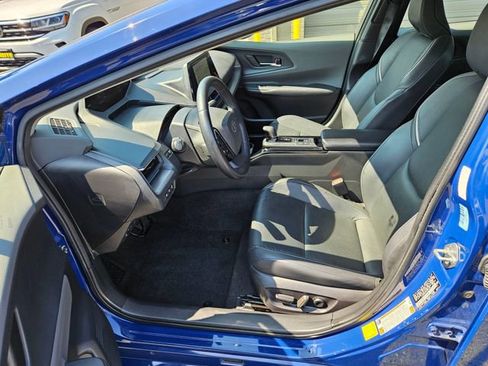 Used 2023 Toyota Prius XLE FWD image 20