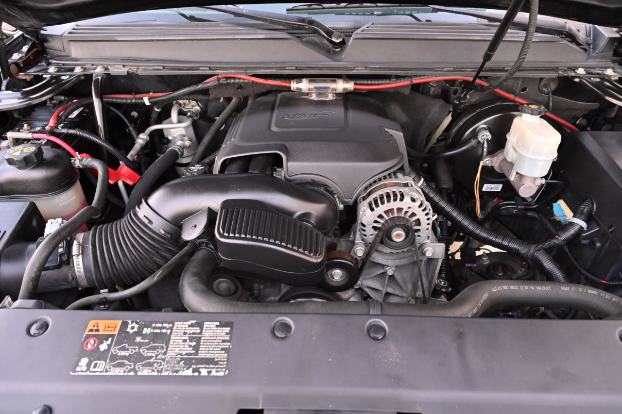 Used 2011 Chevrolet Avalanche LS RWD image 27