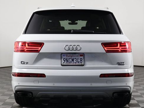 Used 2018 Audi Q7 3.0T Premium AWD/4WD image 5