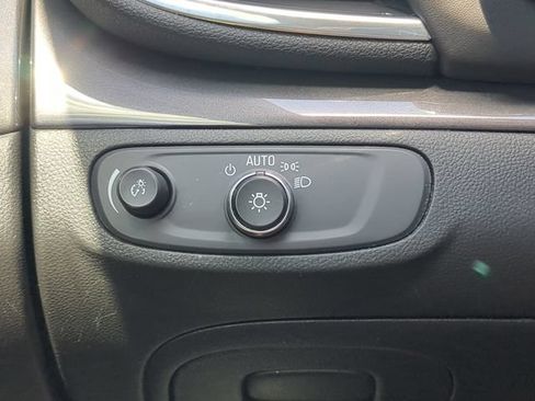 Used 2022 Buick Encore Preferred w/ Safety Package AWD/4WD image 26