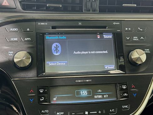 Used 2015 Toyota Avalon Limited image 13