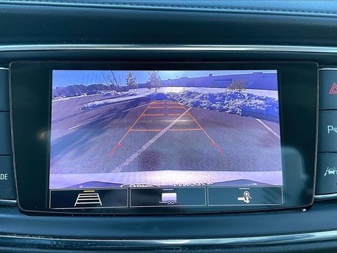 Used 2020 Buick Enclave Premium w/ Sun and Sites Package image 14