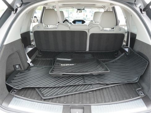 Used 2017 Acura MDX w/ Technology Package FWD image 38
