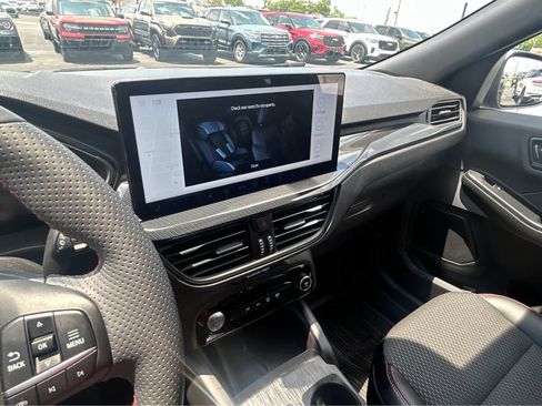 Used 2023 Ford Escape ST-Line Elite image 65