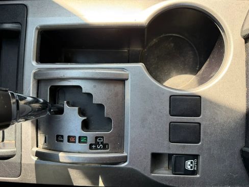 Used 2016 Toyota 4Runner SR5 image 20