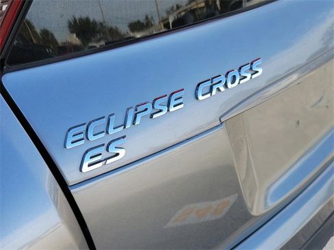 Used 2020 Mitsubishi Eclipse Cross ES image 25