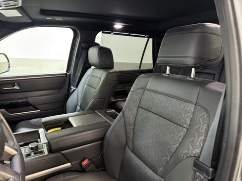 Used 2025 Toyota Sequoia Limited w/ Tow Technology Package AWD/4WD image 5