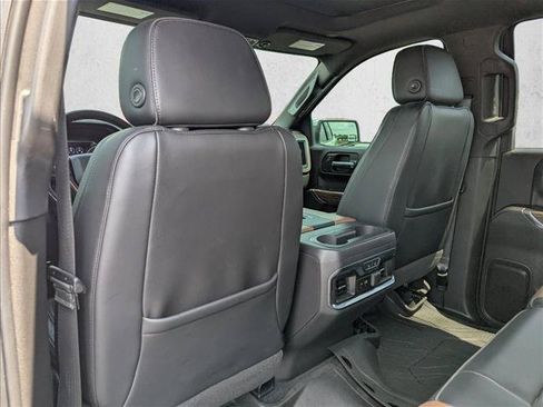 Used 2020 Chevrolet Silverado 1500 High Country RWD image 25