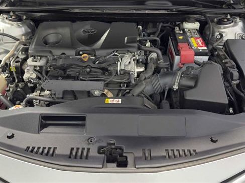 Used 2019 Toyota Camry SE image 33