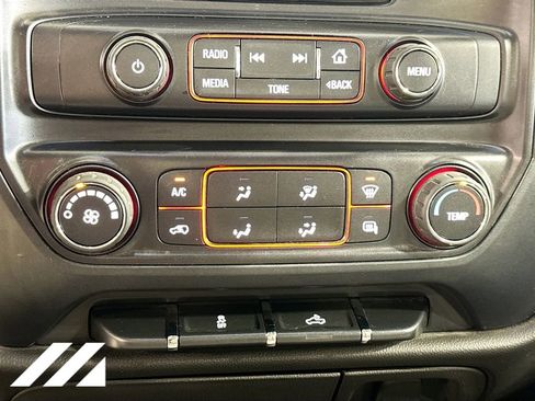 Used 2015 GMC Sierra 2500 4x4 Regular Cab w/ Sierra Convenience Package image 16