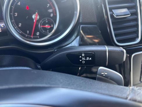 Used 2017 Mercedes-Benz GLS 450 4MATIC image 23