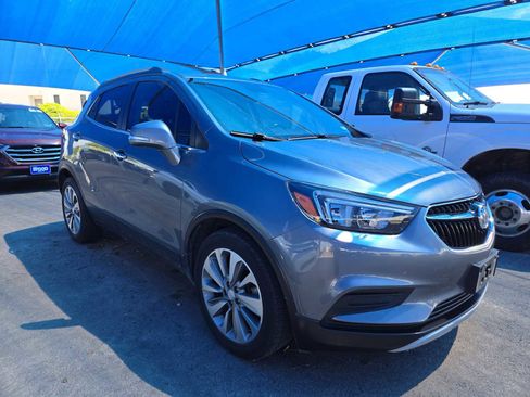 Used 2019 Buick Encore Preferred FWD image 2