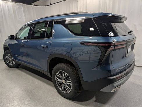 New 2026 Chevrolet Traverse LT image 6