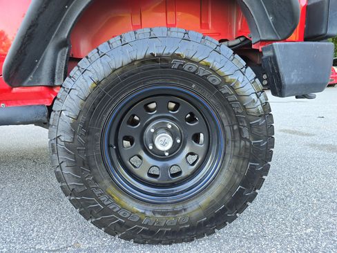Used 2016 Jeep Wrangler Unlimited Sport w/ Quick Order Package 24S AWD/4WD image 27