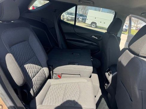 Used 2018 Chevrolet Equinox LT image 29