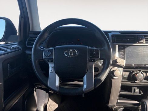 Used 2020 Toyota 4Runner SR5 Premium image 10