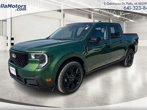 Used 2025 Ford Maverick Lariat w/ Black Appearance Package AWD/4WD image 8