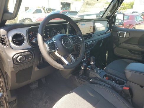 New 2024 Jeep Wrangler Sahara image 10