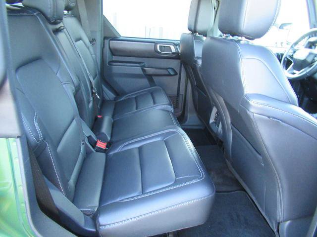 Certified 2025 Ford Bronco Outer Banks w/ Black Appearance Package AWD/4WD image 20