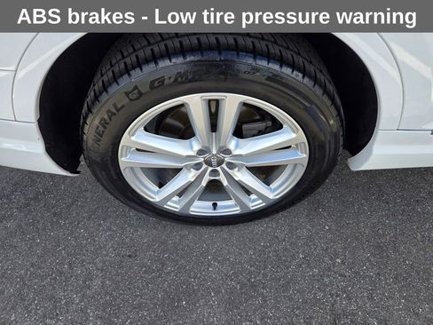 Used 2018 Audi Q7 3.0T Prestige image 14