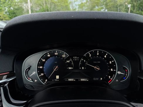 Used 2018 BMW 540i xDrive w/ Premium Package AWD/4WD image 10