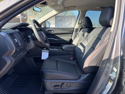 New 2026 Nissan Pathfinder SL w/ Cargo Package image 10