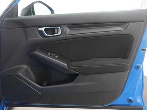 Used 2023 Honda Civic Sport image 11