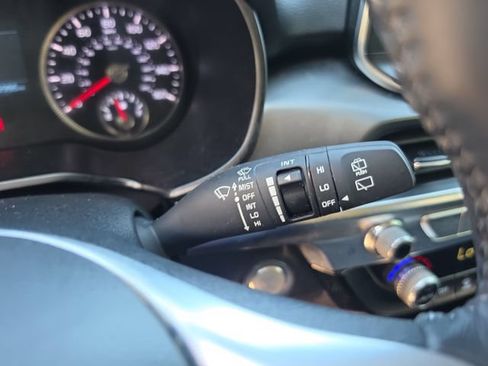 Certified 2022 Kia Telluride S FWD image 22