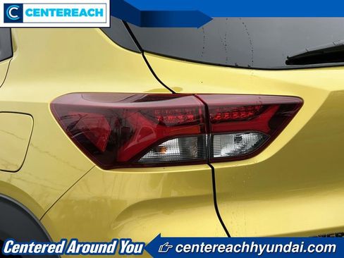 Used 2023 Chevrolet TrailBlazer RS w/ Convenience Package AWD/4WD image 8