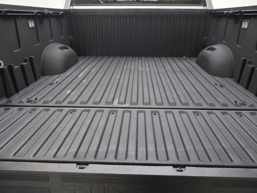 Used 2023 Toyota Tundra Limited AWD/4WD image 13