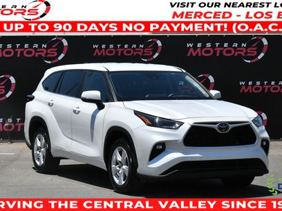 Used 2024 Toyota Highlander LE