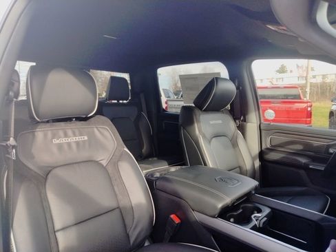 Used 2025 RAM 1500 Laramie w/ Night Edition image 25