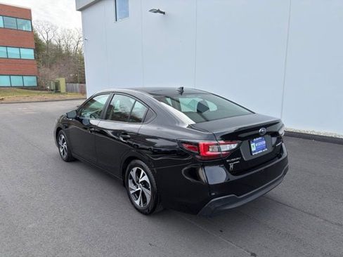 Used 2025 Subaru Legacy Premium AWD/4WD image 8