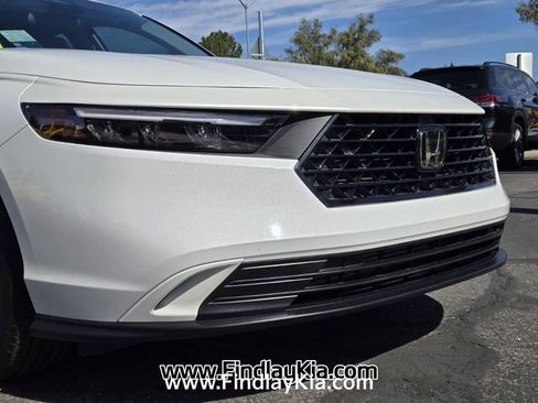 Used 2023 Honda Accord EX image 2