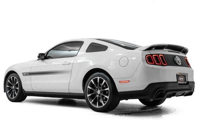 Used 2013 Ford Mustang GT Premium RWD image 10